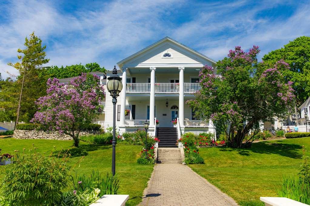 Harbour View Inn Mackinac Island Exterior photo