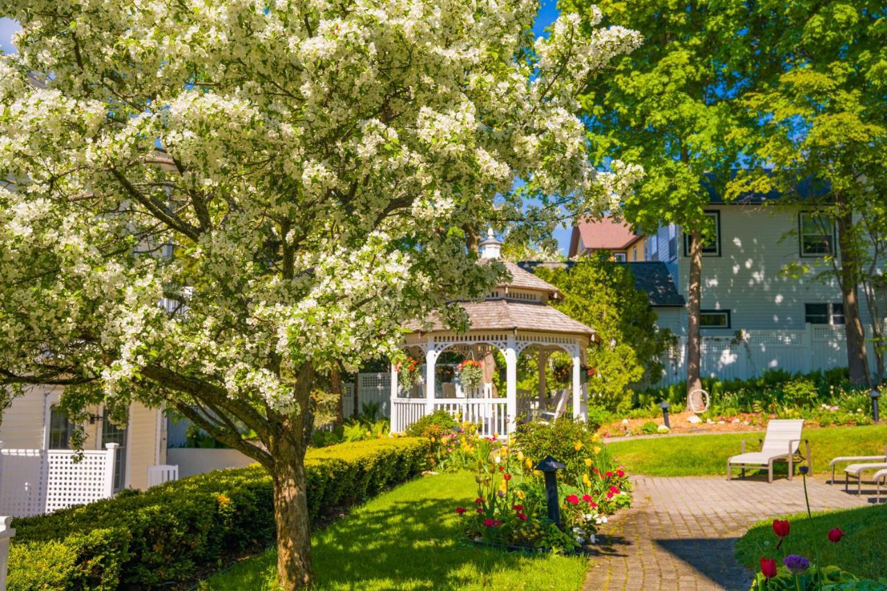 Harbour View Inn Mackinac Island Exterior photo